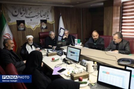 نوآوری در ترویج نماز؛ از «منبرهای ۳ دقیقه‌ای» تا اپلیکیشن «نور چشم»