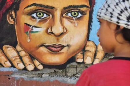 حقایقی وحشتناک در روز کودک فلسطینی : یک سوم شهدا کودکان هستند