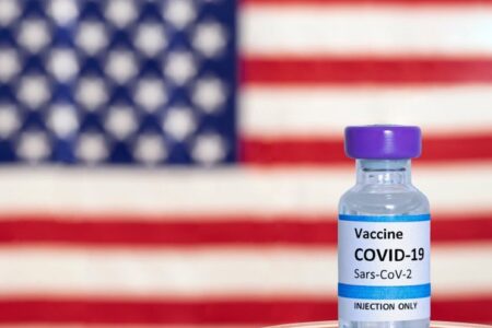 «نیویورک‌تایمز»: سازمان غذا و داروی آمریکا مرگ ۱۰ کودک را به واکسن‌های کرونا مرتبط دانست