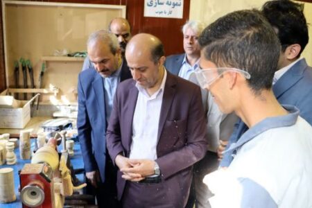 ‌افتتاح مدرسه تولید و مهارت در کرمان با حضور معاون آموزش متوسطه