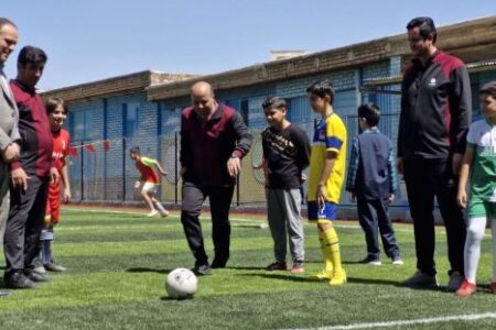 افتتاح ۲۲ پروژه ورزشی میدان همدلی با حضور معاون وزیر آموزش و پرورش در اراک