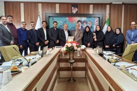 برگزاری نخستین جلسه کمیته پژوهشی معاونت تربیت‌بدنی و سلامت/ احکام اعضای کمیته اهدا شد