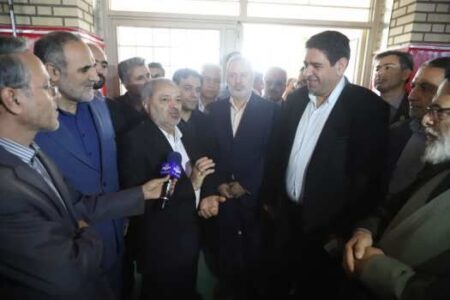 بازدید وزیر آموزش و پرورش از مدرسه شبانه‌روزی فرهنگ در روستای حصار