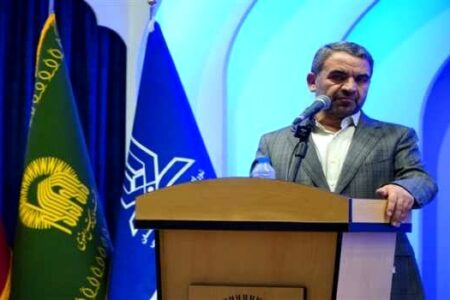 هیچ مدرسه غیردولتی حق خروج از ساختار نظام تعلیم و تربیت رسمی کشور را ندارد