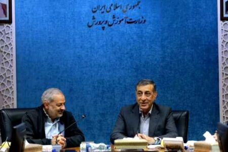 ارائه خدمات مشاوره‌ای برای ارتقای تاب‌آوری دانش‌آموزان و خانواده‌ها/ بازسازی ۷۷۵ مدرسه آسیب دیده در جنگ رمضان