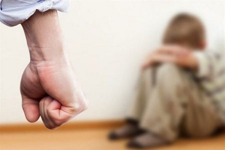 ابعاد حقوقی و روانشناختی کودک آزاری بررسی می‌شود