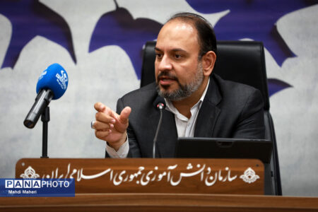 همه دانش‌آموزان باید فرصت دیده‌شدن داشته باشند تا استعدادهای برتر از دل جامعه‌ گسترده شناسایی شود