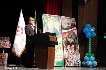 جشن بزرگ پیروزی انقلاب اسلامی، نیمه شعبان و رویداد ملی چندقلوها در تالار مرکزی رشت برگزار شد