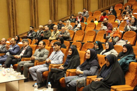 گزارش تصویری | آیین تجلیل از خانواده‌های دارای فرزندان چندقلو تحت پوشش بهزیستی