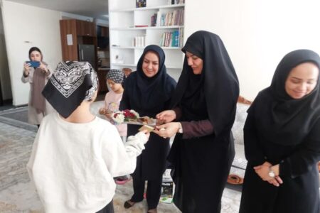 بازدید و عیددیدنی مدیرکل بهزیستی البرز از مرکز نگهداری پسران آغوش مهربان منجی و مرکز نگهداری دختران طلوع مهر علی (ع) در شهرستان نظرآباد