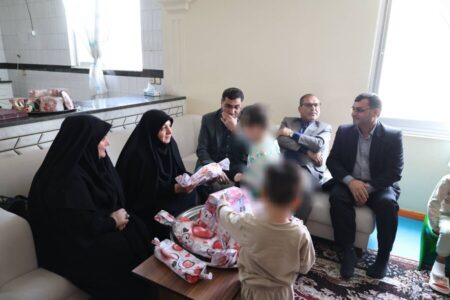 دیدار نوروزی معاون توسعه مدیریت و منابع استانداری و مدیرکل بهزیستی مازندران با فرزندان مرکز “آل طاها” نکا