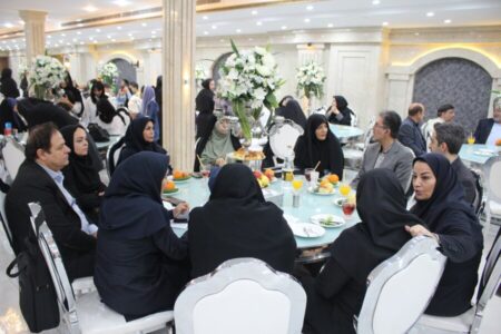 گزارش تصویری | دیدار خواهر و برادران مقیم مراکز بهزیستی البرز در مراسمی معنوی و خاطره‌انگیز