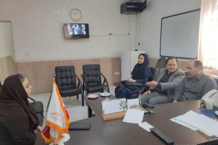 کرج | مدیر بهزیستی کرج با هدف حمایت روانی فرزندان از مراکز شبه‌خانواده دولتی بازدید کرد