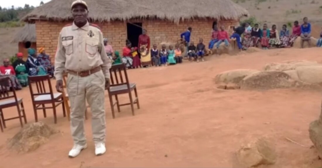 6191990-6 مردی با ۱۶ همسر، ۱۰۴ فرزند و ۱۴۴ نوه/ عکس