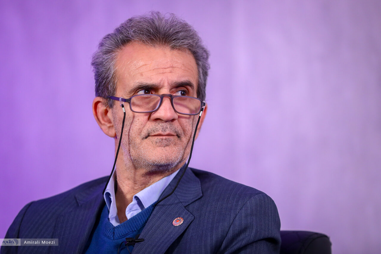 عجیب‌ترین کودک آزاری ۱۴۰۳ کدام بود؟/دختران بیشتر مورد آزار قرار می‌گیرند یا پسران؟/افزایش تماس با اورژانس اجتماعی در حوزه خشونت خانگی