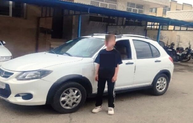 پلیس جلوی کودک ۸ ساله را گرفت؛ چه‌کار کرده بود؟/ عکس