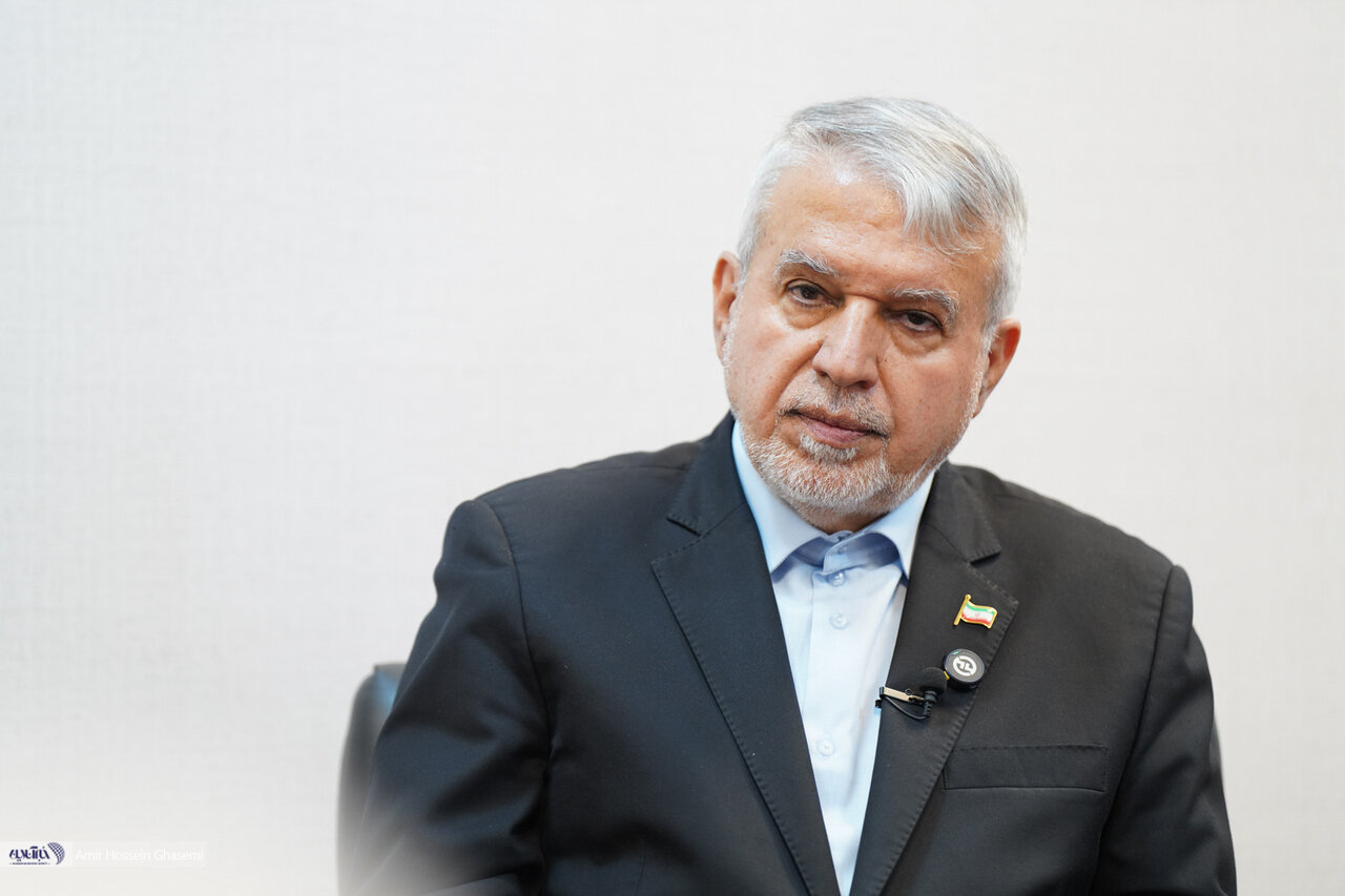 6255837-3 طرحشان در جنگ براندازی نظام بود؛ رسانههای غربی هنوز جامعه ایران را نشناختهاند/ ایرانزمین بدون هرگونه مرزبندی همه را کنار هم جذب کرد