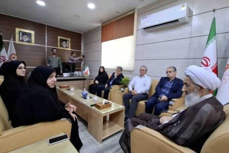 نشست صمیمی نماینده ولی فقیه در مازندران با مدیرکل، مسوولین و کارکنان بهزیستی استان در هفته بهزیستی  