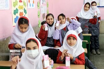 زمان توزیع رایگان شیر در مدارس مشخص شد