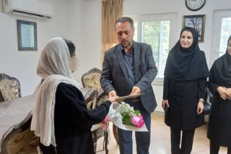 چالوس| رییس اداره بهزیستی چالوس از فرزند مقام آور مرکز کودک و نوجوان دخترانه “نرگس” تقدیر کرد