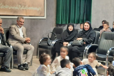 گزارش تصویری| کودکان شیرخوارگاه احسان؛ غرق در لبخند