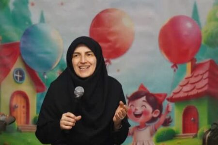 گزارش تصویری| این نقاشی‌ها حرف می‌زنند.. گوش دهید