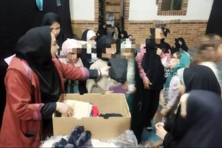 کرج | کارگاه قصه‌خوانی و مهارت‌های زندگی در منطقه کم‌برخوردار سهرابیه برگزار شد