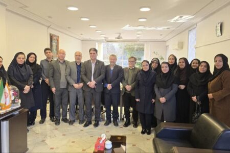 روز زن؛ قدردانی از بانوانی که در خط مقدم حمایت اجتماعی ایستاده‌اند