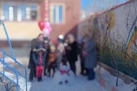 برف و بازی؛ روایت شادی کودکان خانه کوثر اسکو