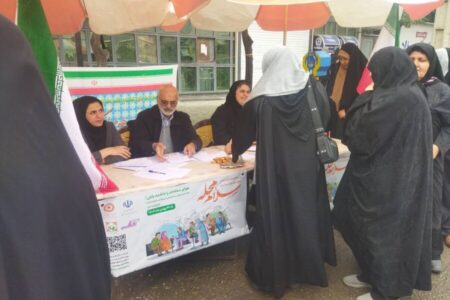 همزمان با راهپیمایی ۲۲ بهمن در شهرستان‌های استان مازندران؛ غرفه‌های ثبت‌نام داوطلبین پویش «سلام محله» برپا شد