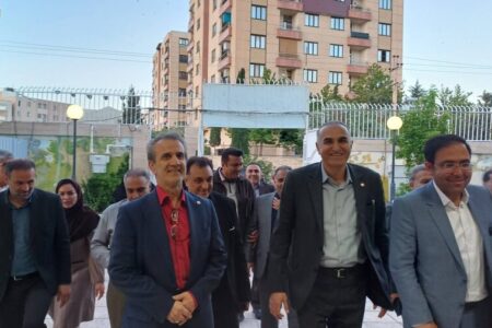 بازدید معاون سلامت اجتماعی سازمان بهزیستی کشور از شیرخوارگاه حضرت ولی عصر عج شهر صدرا