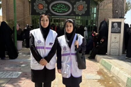 ساوجبلاغ | حضور میدانی تیم اورژانس اجتماعی بهزیستی در مراسم پیاده‌روی جاماندگان اربعین حسینی