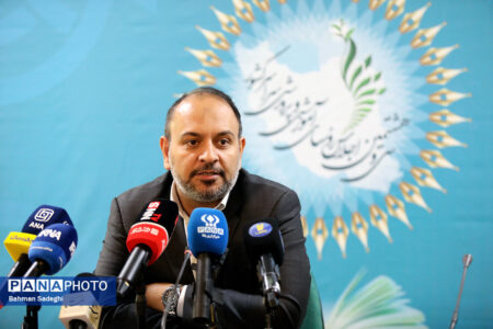 بسته ویژه مدرسه‌ای «ایرانمونه» به‌زودی رونمایی می‌شود/ باید درصد مشارکت دانش‌آموزان در طراحی و اجرای فعالیت‌های مدارس افزایش یابد