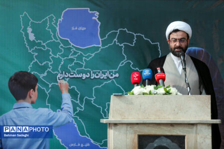 ‌توزیع ۸۵۰ هزار بسته لوازم‌التحریر بین دانش‌آموزان مددجوی کمیته امداد در سال جاری