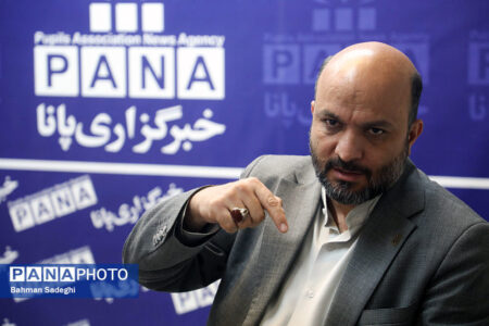 کلنگ‌زنی آموزشگاه ۹ کلاسه موثقی در سبزوار با حضور رئیس سازمان نوسازی مدارس