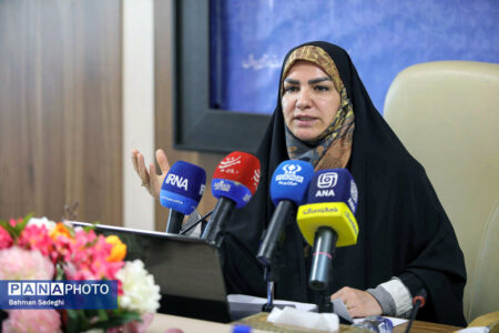 تأمین بسته‌های بهداشتی دانش‌آموزان دختر و اجرای «کارت امید مادر» با نگاه عدالت‌محور ادامه دارد