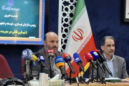 رشد فضای آموزشی پس از انقلاب از ۱.۵ متر به ۷۰ میلیون مترمربع رسید